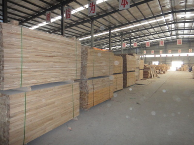 【橡木實(shí)木復(fù)合貼面實(shí)木室內(nèi)門】生產(chǎn)供應(yīng)商廠家_今日行情價格走勢_報價-曹縣永鑫木業(yè)